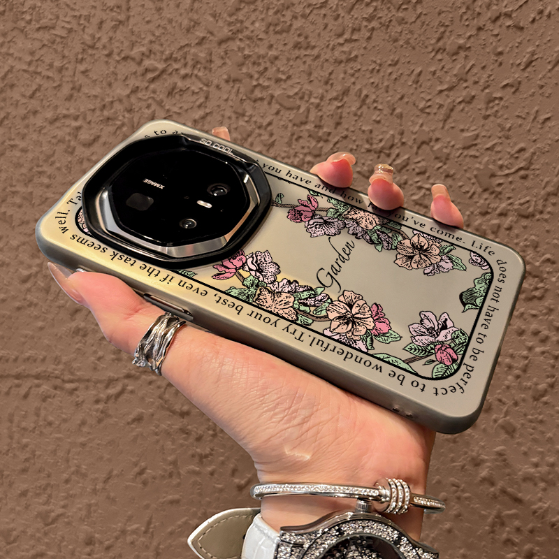 适用华为mate70rs花朵彩银壳