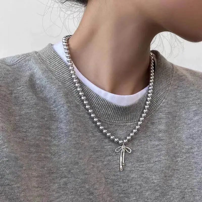 Fashionable Choker with Pendant Graceful Bowknot Pendant Cho