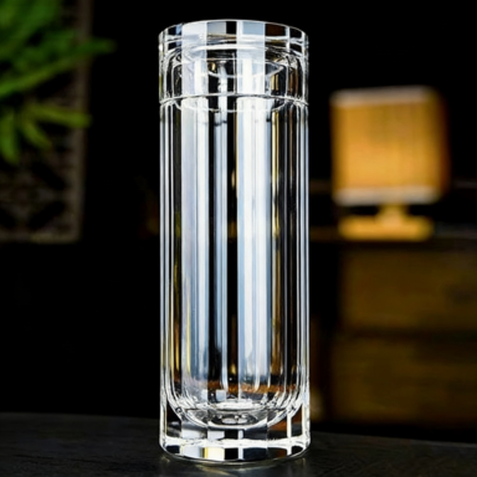 东海原矿加工手工打磨制作水晶杯原石整块打磨高端高档水晶杯刻面