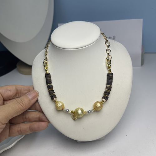 64不退换海水珍珠沉香设计款