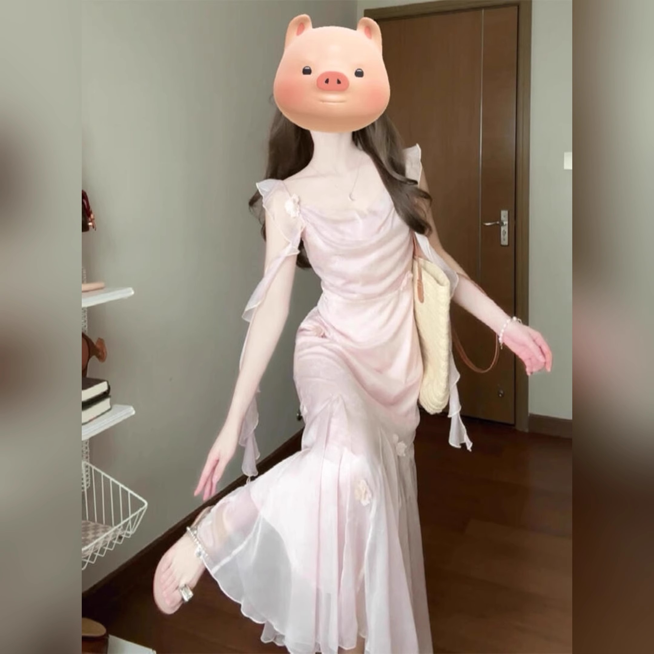 法式温柔风粉色荡领吊带连衣裙女夏日绝美多巴胺海边度假鱼尾长裙