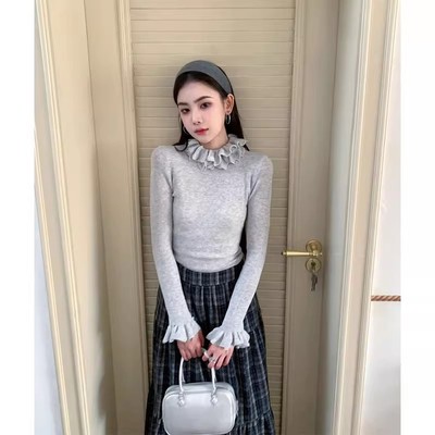 灰色半高领荷叶边针织打底衫上衣