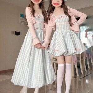 超仙学院风甜美氛围感格子连衣裙女+粉色针织防晒衫披肩
