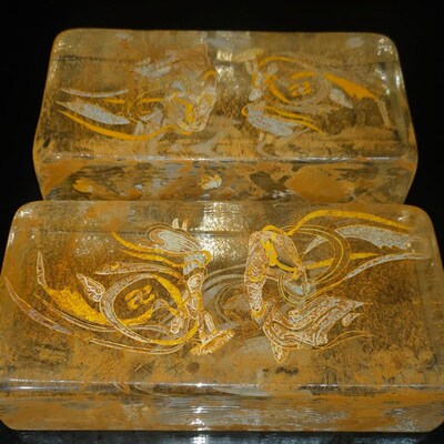 珍品古寺地宫f收来老水晶砖一对雕刻经文仿古工艺极具收藏结缘价