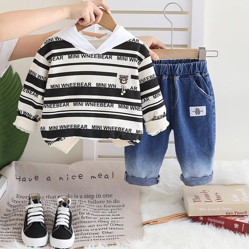 2025新款儿童休闲卫衣帅气帽衫童