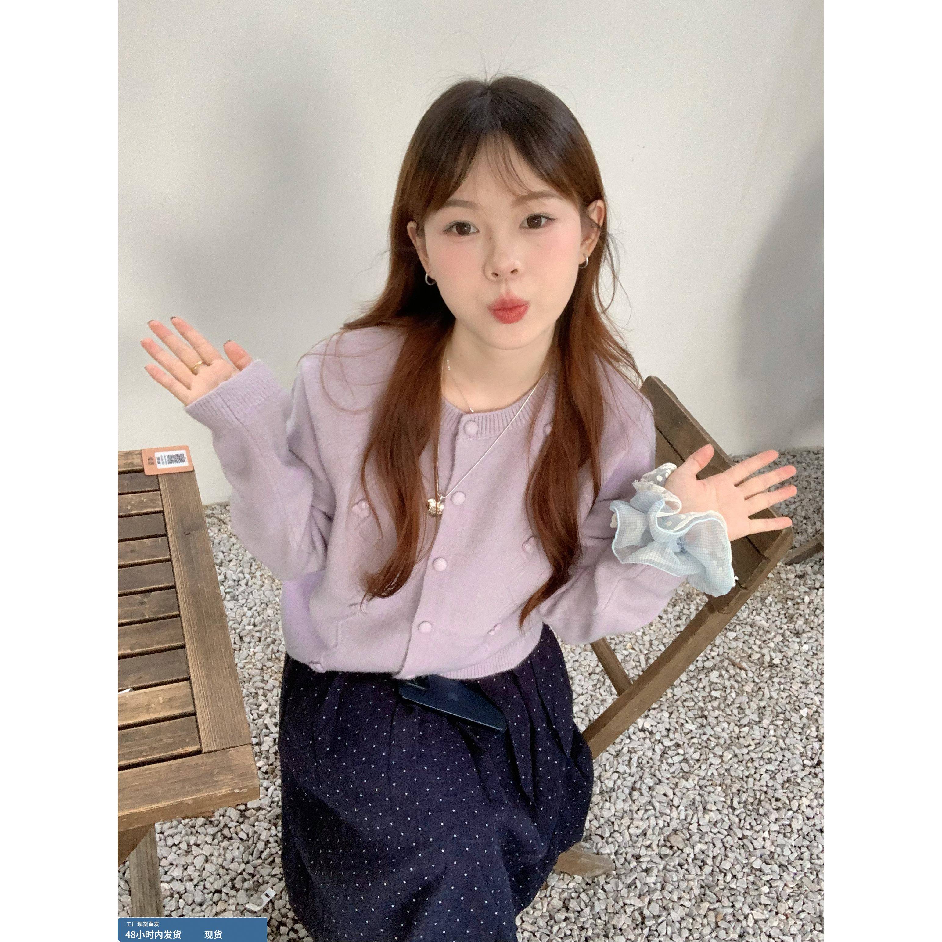 紫色针织开衫韩系漂亮早秋小上衣女立体花朵圆领包扣长袖毛衣外套