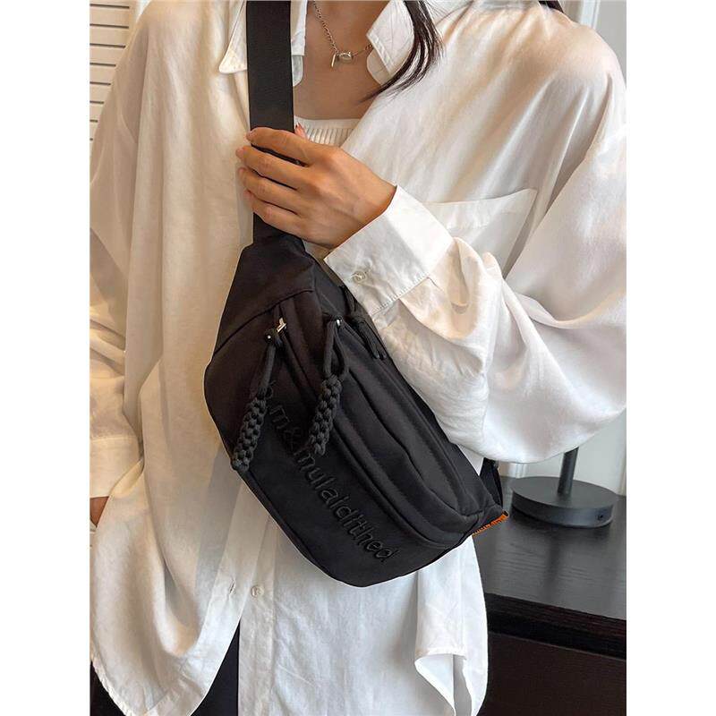 运动斜挎骑行胸包女2026新款腰包女式潮小众单肩包男款潮牌小挎包