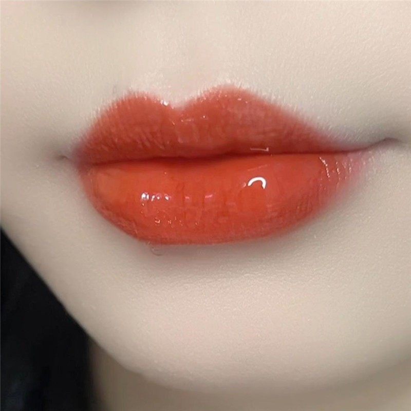 【热卖爆款】不掉色不沾杯哑光持久脱色滋润保湿防水显白口红雨衣