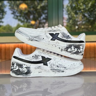 墨绘山海手绘涂鸦泼墨低帮板鞋 特步空军一号 定制球鞋
