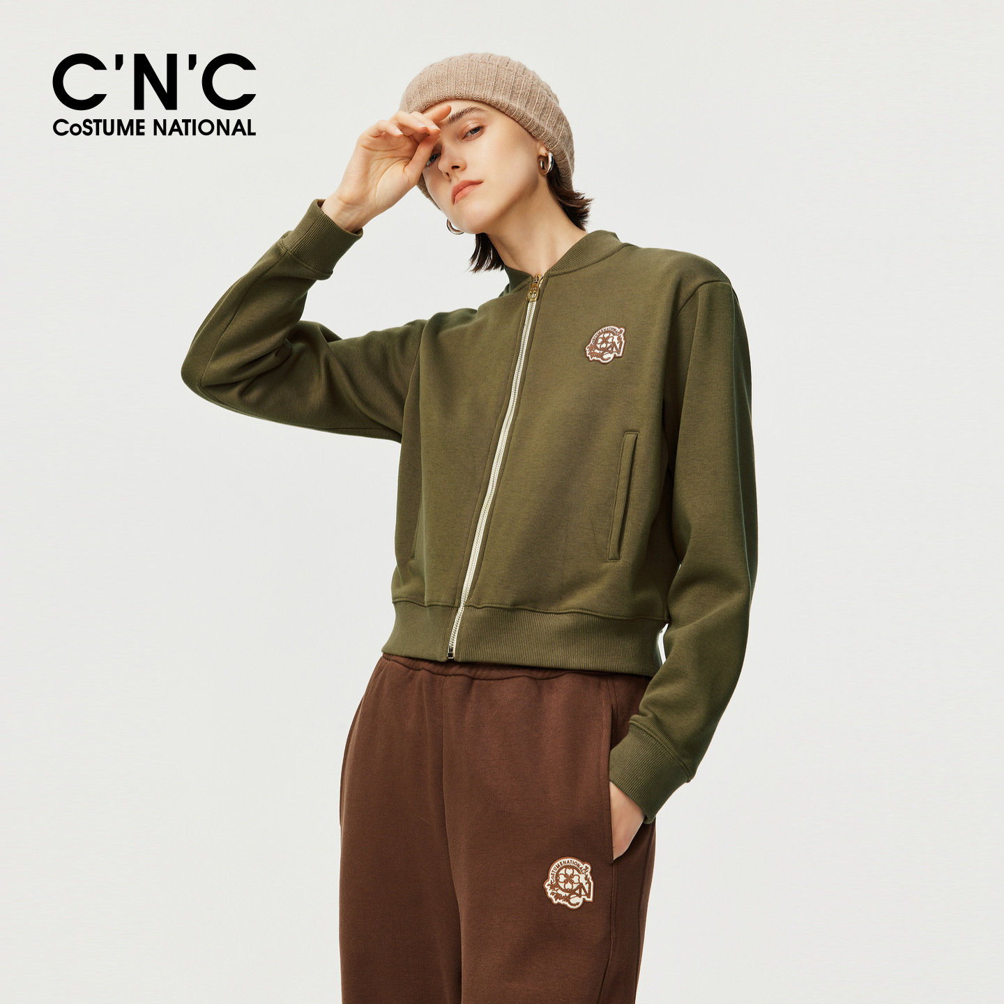 CNC女装棒球领休闲短外套女秋冬拉链款后背绣花运动风夹克上衣