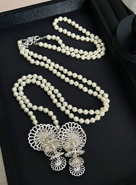 新款时尚优雅珍珠毛衣链珍珠叠戴多层长款项链秋冬轻奢小香风项链