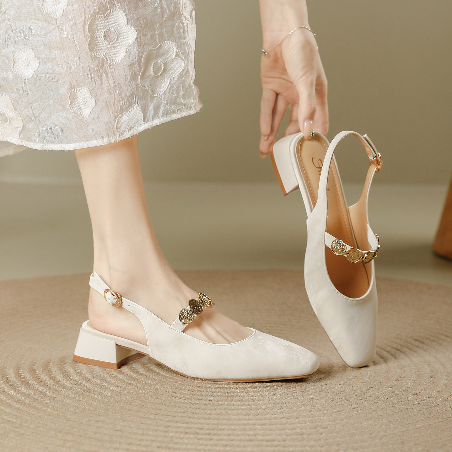 iFASHION法式轻奢浅口包头玛丽珍凉鞋复古配旗袍百搭后空高跟鞋女