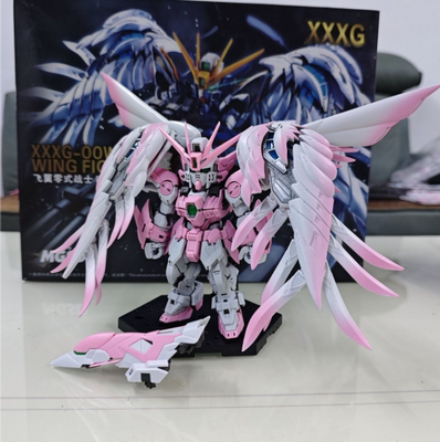 高高粉色飞翼MGSD天使白雪姬钣喷哑光 国产模型送水贴地台武器