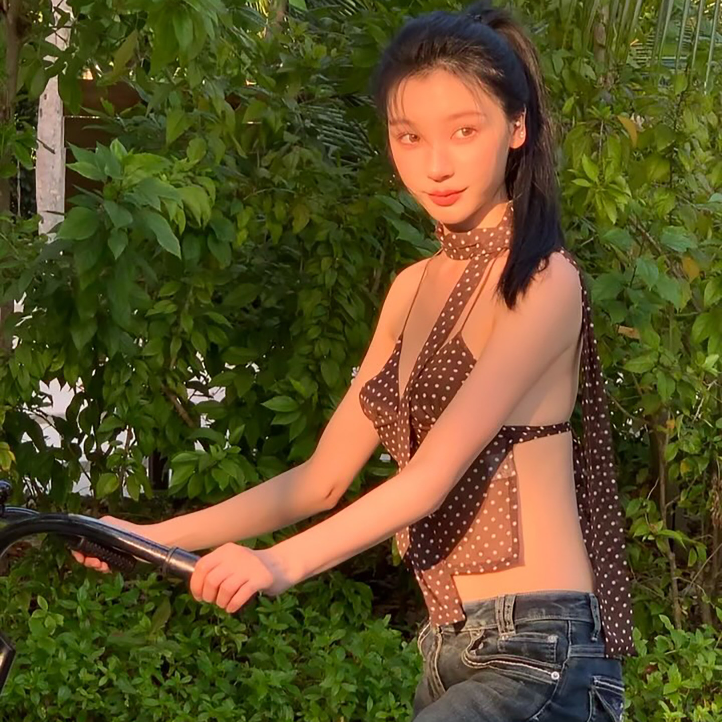 辣妹小背心雪纺波点印花轻薄V领挂脖小背心露背修身性感美背上衣
