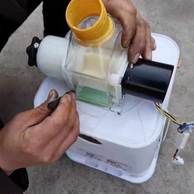 家禽投料机鸡鸭鸽子鹅乌龟远程定时智能自动下料投喂食器神器养殖