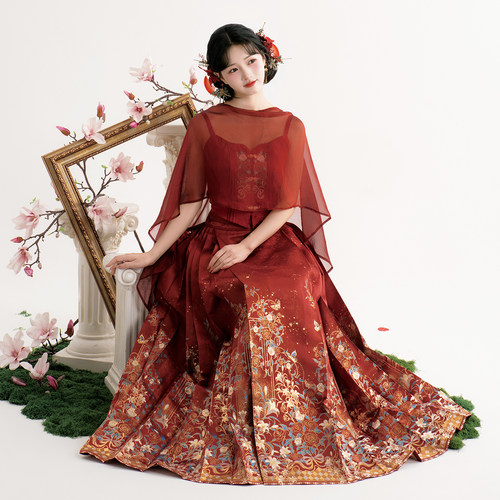 半木尧百年好合马面裙套装订婚服