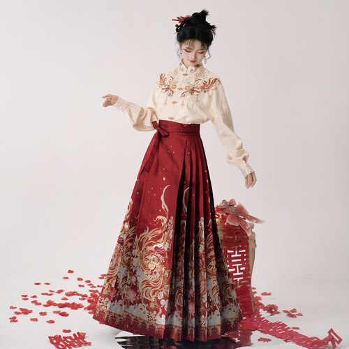 半木尧喜结莲鲤原创新中式马面裙汉服套装女订婚敬酒礼服新款上衣