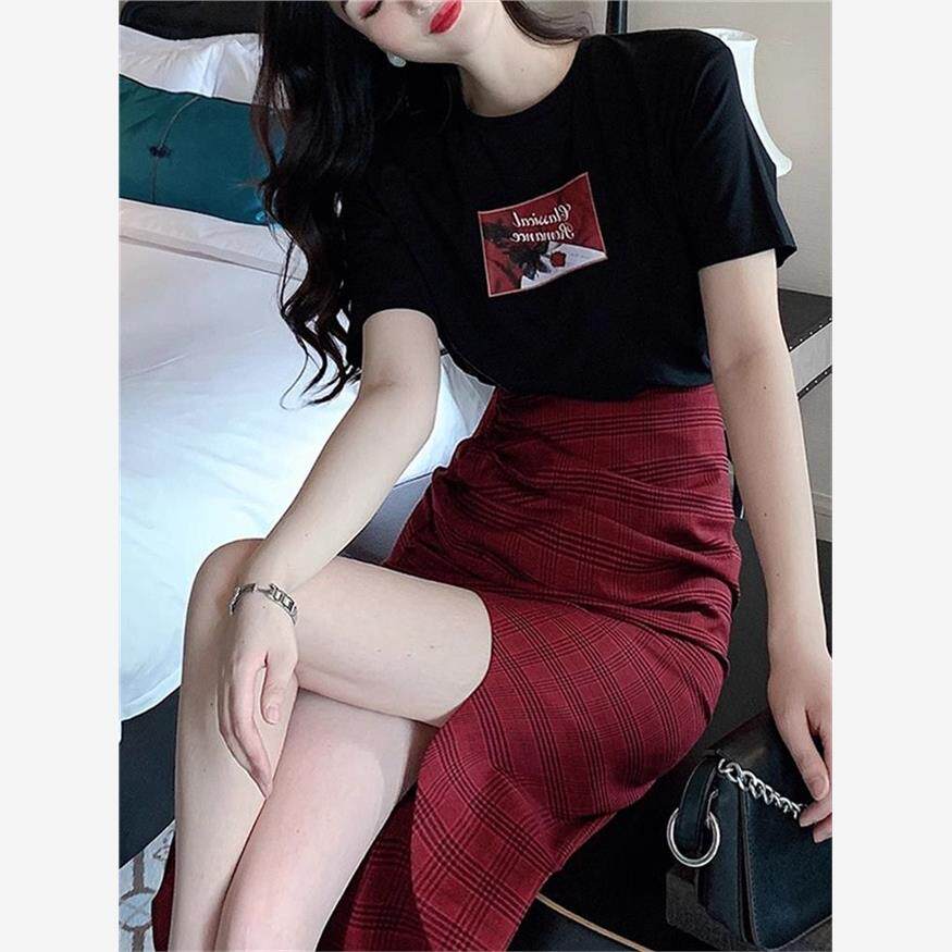 SUIT WOMENS SUMMER WOMENS NEW SHORT-SLEEVED PRINTED T-SHIRT + SLIT A-LINE SKIRT HIGH-WAISTED PLAID SKIRT TWO-PIECE SET