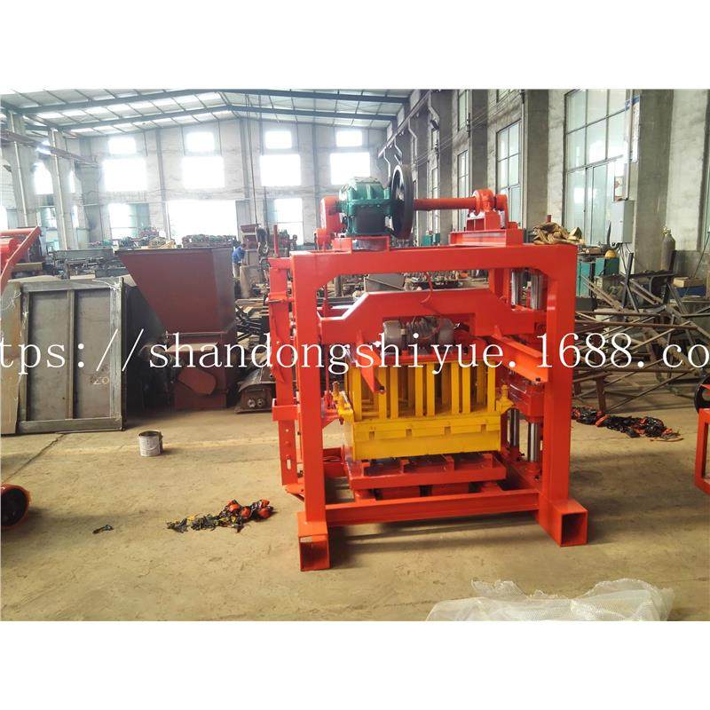 厂家专业生产制造各种水泥制砖机设备 QTJ4-40型空心砖机