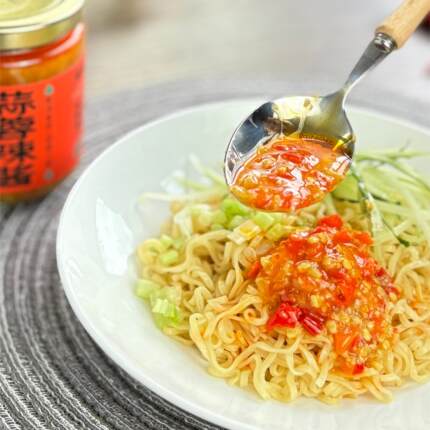 勤曜蒜蓉辣酱下饭酱拌面拌饭夹馍火锅蘸酱香辣餐饮大包装开胃爽辣