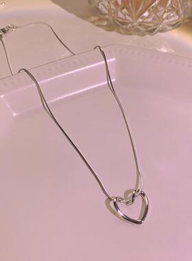 ins风轻奢小众设计感镂空简约