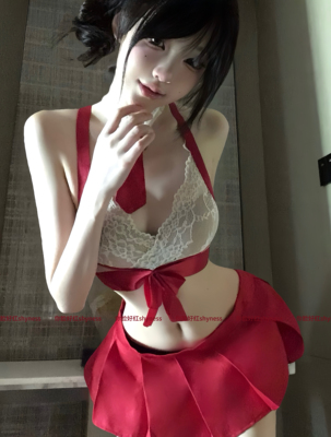 你脸好红shyness-荆棘礼物-JK蕾丝上衣百褶裙铃铛性感约会睡裙