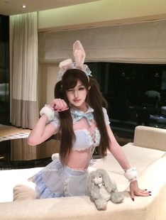 你脸好红shyness-布蕾兔-蕾丝格纹甜美兔子cos套装
