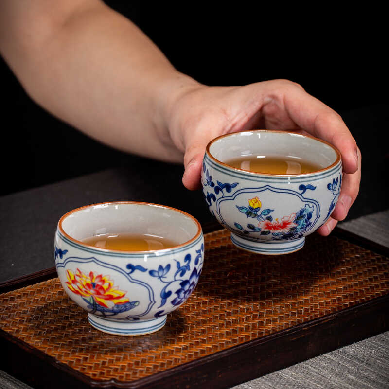 釉下彩青花手工功夫茶杯陶瓷复古
