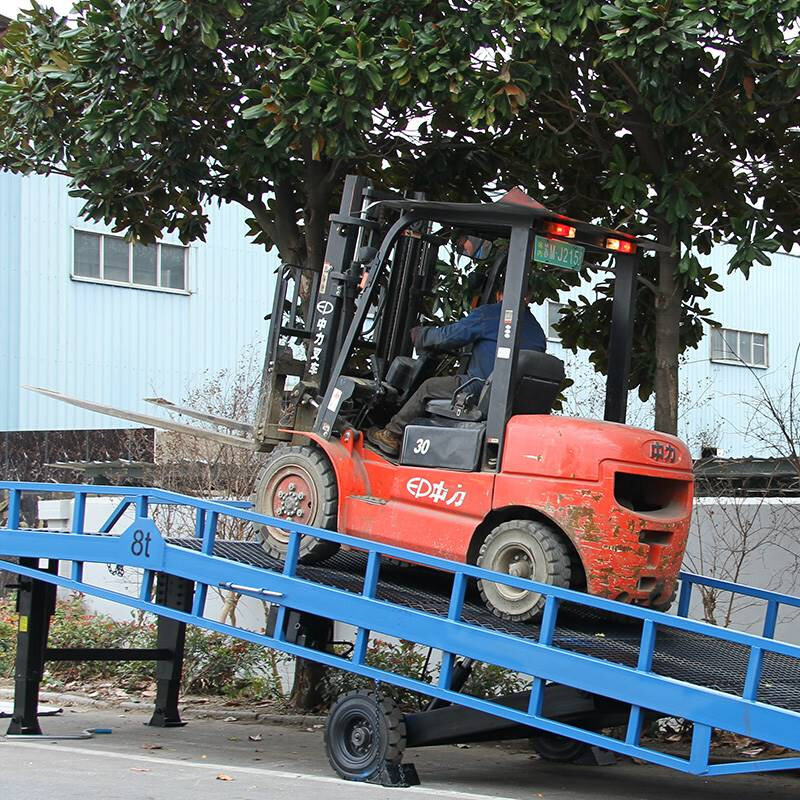 移动式液压登车桥叉车上下货登高斜坡集装箱装卸货平台专用升降
