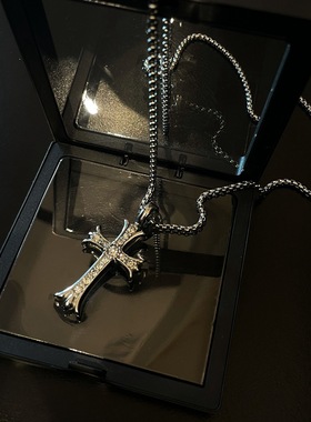 十字花镶钻合金吊坠钛钢链子