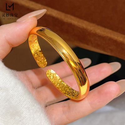 金店同款越南沙金不掉色光面吉言泥鳅背手镯亮面素圈开口防金镯子