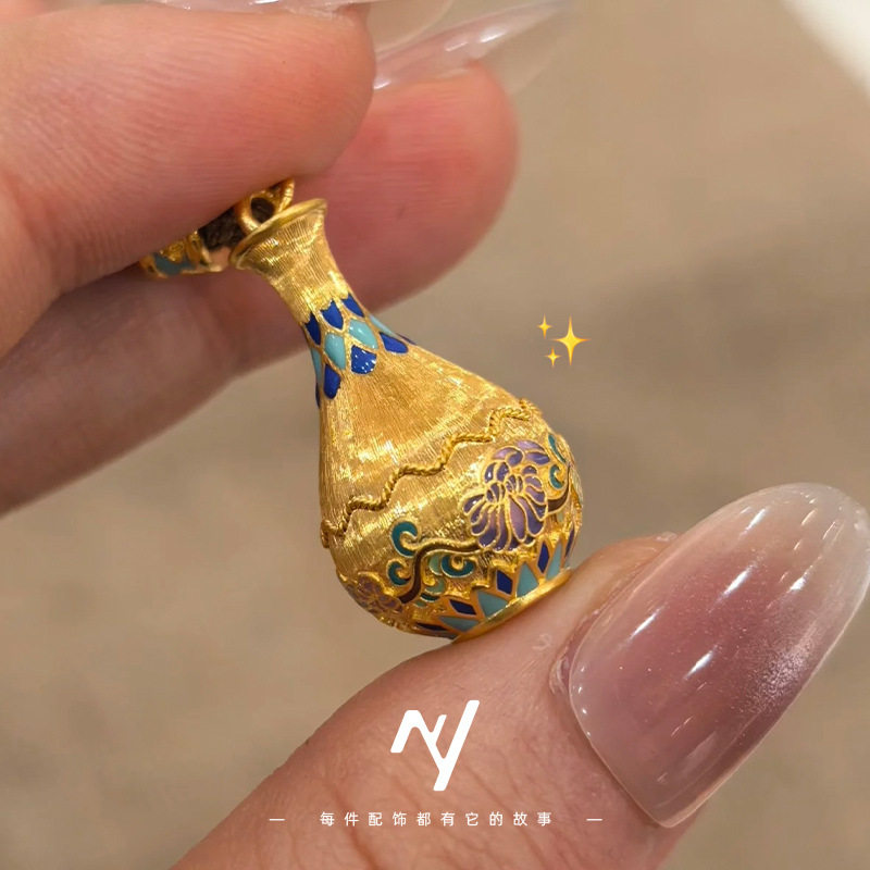 新中式越南沙金宫廷风金珐琅彩拉丝净宝瓶花瓶毛衣链仿真金色项链