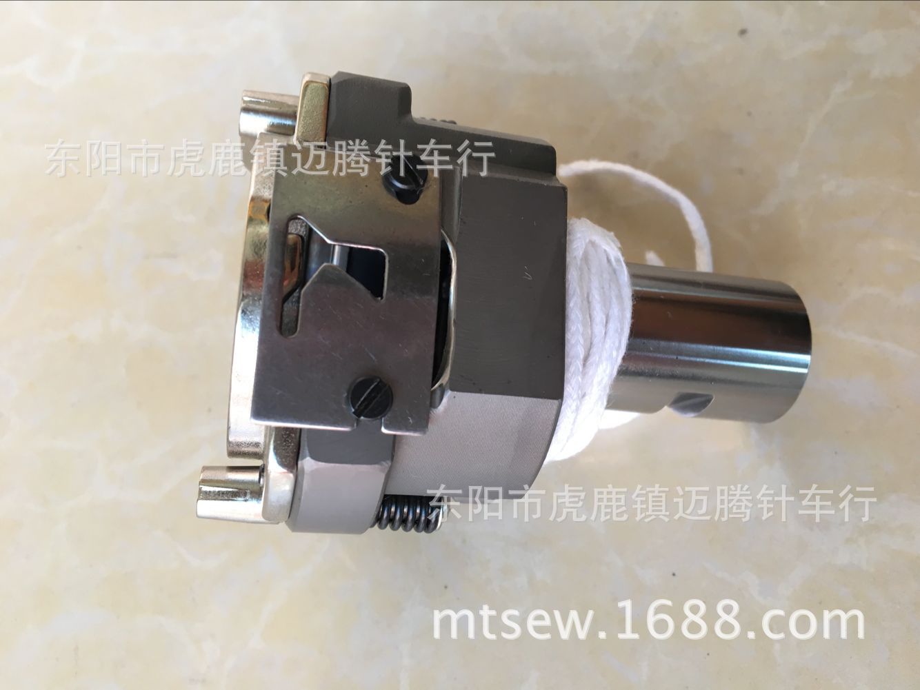 中捷 1900A 电脑套结机梭床 大床 大斧 梭床盖 装机件图片