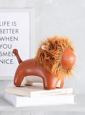 台湾Zuny超萌狮子卡通狮子老虎飞狮子书端门挡皮革饰品软装饰创意