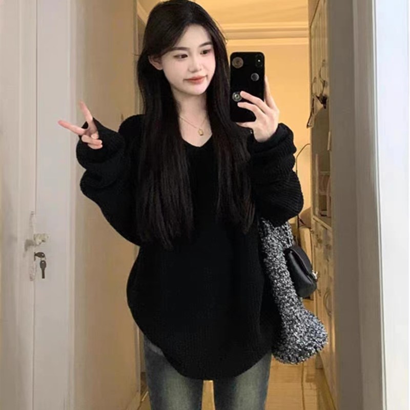 大码黑色宽松Vi领毛衣女秋冬新款软糯慵懒风高级感长袖针织衫上衣