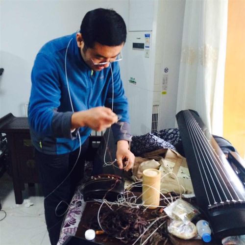 【律和古琴研习社】古琴维修 上弦 修琴轸 换弦 降岳山上漆或换色