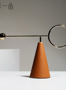 现代轻奢旋转几何摆件p创意样板间茶几电视柜玄关桌面高档软装饰