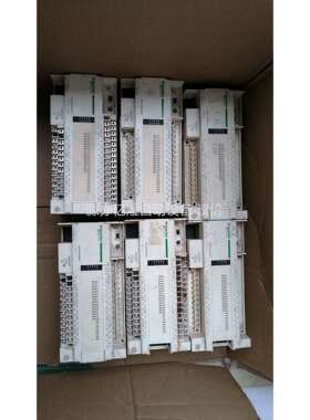 TM208LDA40DRN PLC共6个，成色如