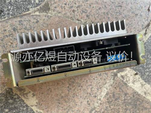 安川驱动器，CACR-02-KIBA，成色很新，片实拍(议价)