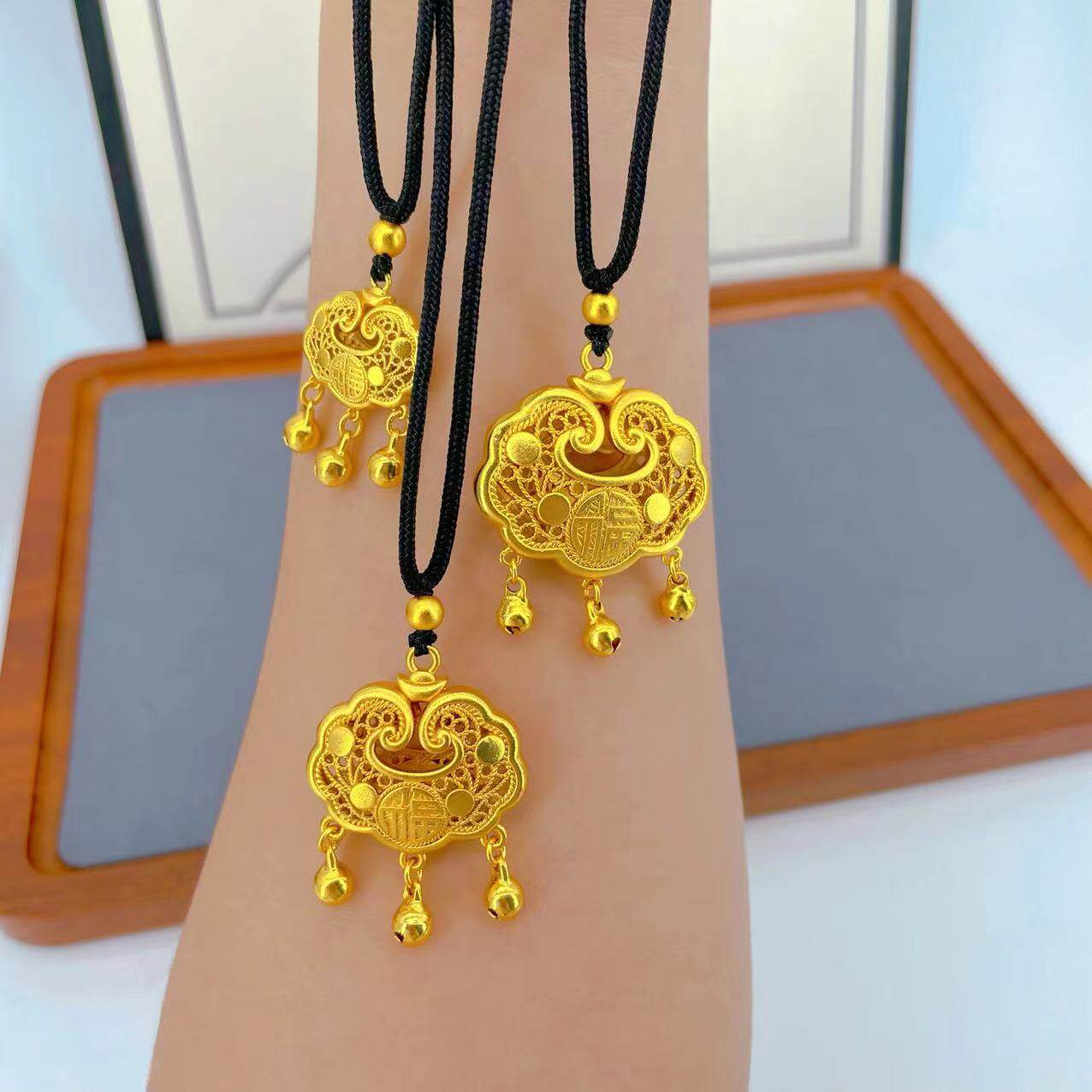 黄金平安锁吊坠仿真沙金项链长命锁富贵锁包送女友小孩宝宝高端货