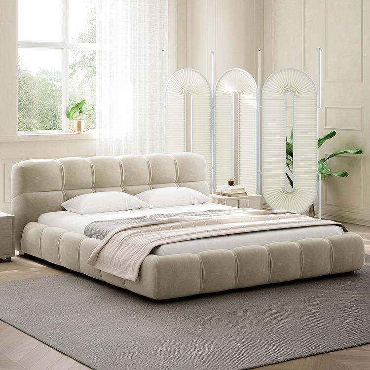 意式简约泡芙床奶油网红布艺床新款现代主卧1.8轻奢双人软包婚床