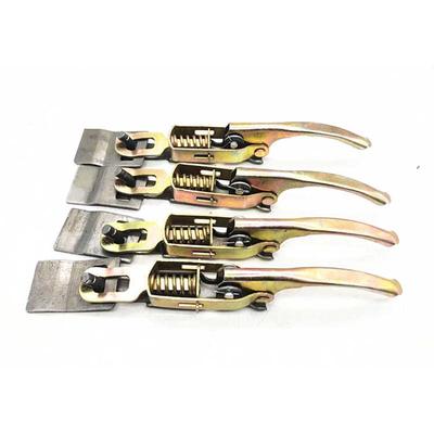 电动三轮车专用车厢扣蚂虾扣连接挂勾挂扣门扣把手扣手摩托车配件