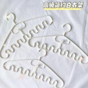 简约波浪吊带衣架学生宿舍用无痕防滑多功能挂衣撑子领带收纳