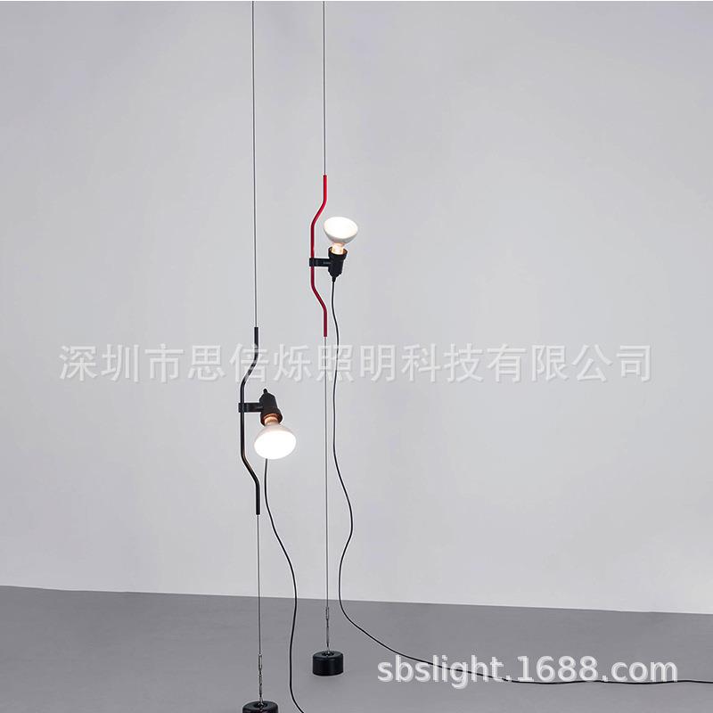 意大利风格现代简约创意书房客厅卧室床头工业风可爱可调节落地灯