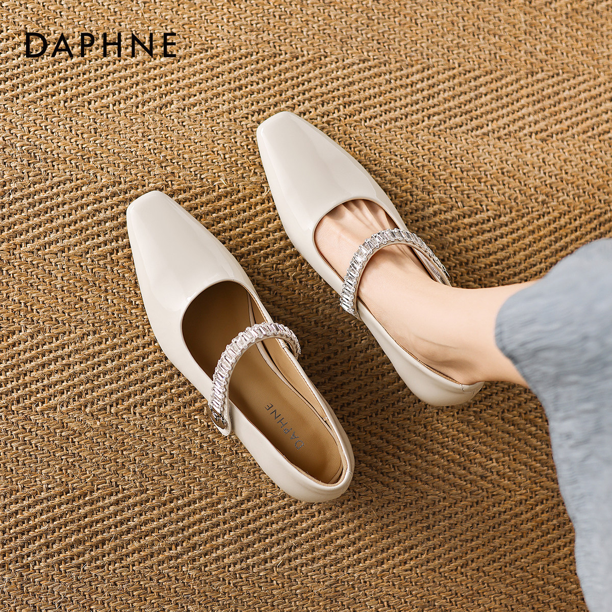 达芙妮法式玛丽珍鞋2026新款春季浅口高跟鞋米色优雅通勤女鞋单鞋,女鞋,玛丽珍鞋,淘宝优惠券,粉丝福利购,淘宝优惠卷