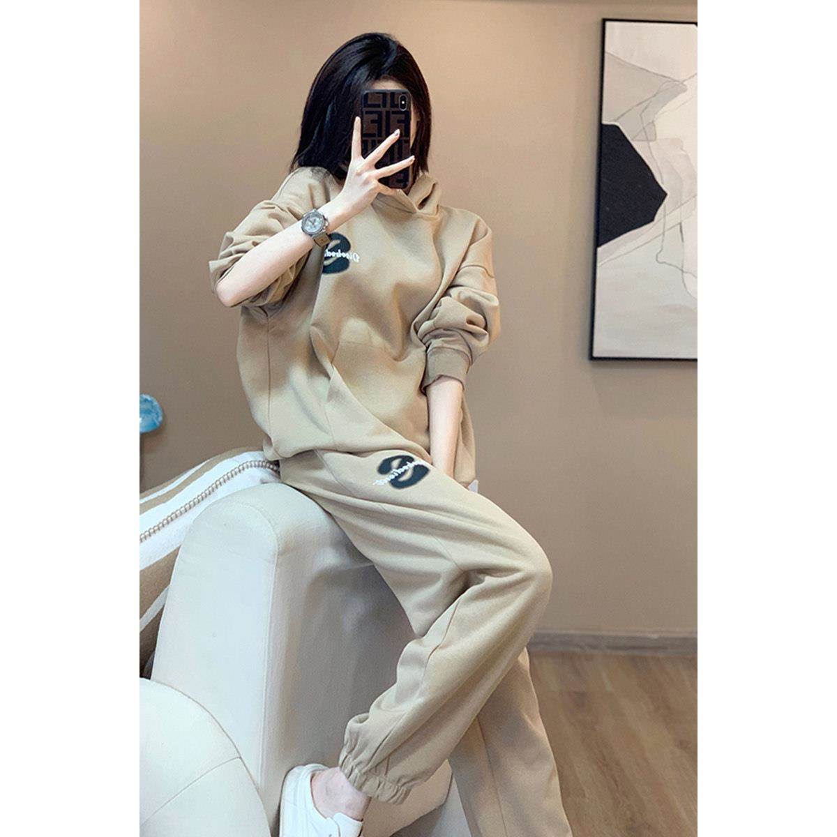 欧洲站休闲时尚运动套装女2025年春秋新款洋派炸街长袖厚棉T两件