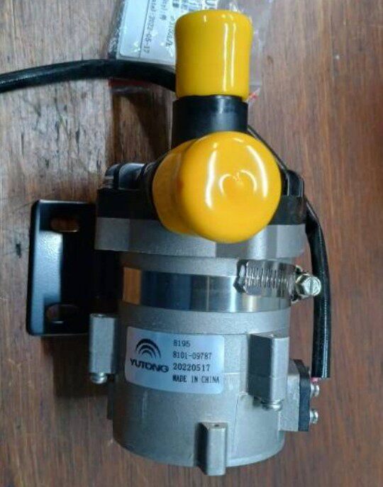 宇水泵8101-9787客车配件电子水泵冷凝器水箱水泵8101-09787