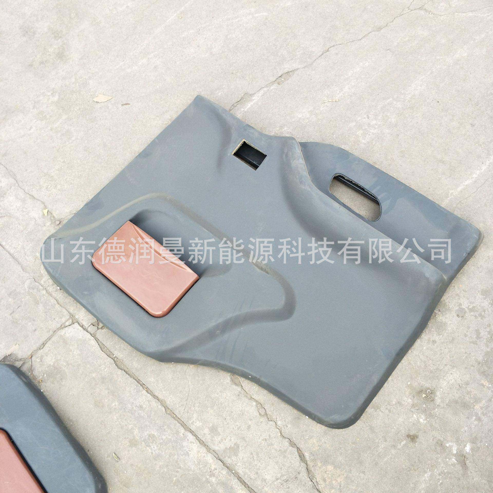 适用重汽斯太尔车门车门玻璃包角大灯叶子板价格图片