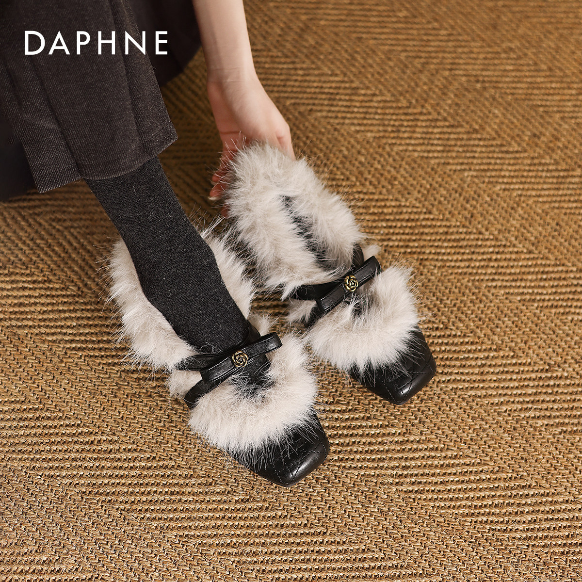 达芙妮平底浅口单鞋女2026春季新款法式玛丽珍鞋方头山茶花毛毛鞋,女鞋,浅口单鞋,淘宝优惠券,粉丝福利购,淘宝优惠卷