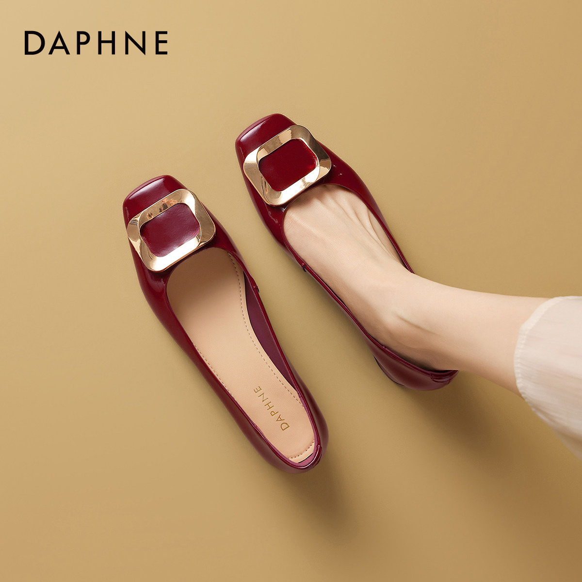 达芙妮浅口单鞋女2026新款春法式方头玛丽珍鞋粗跟通勤小皮鞋婚鞋,女鞋,浅口单鞋,淘宝优惠券,粉丝福利购,淘宝优惠卷